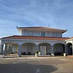 Villa Splendid Magna With Pool And Park - Langhe Hills Govone