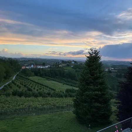 Villa Splendid Magna With Pool And Park - Langhe Hills