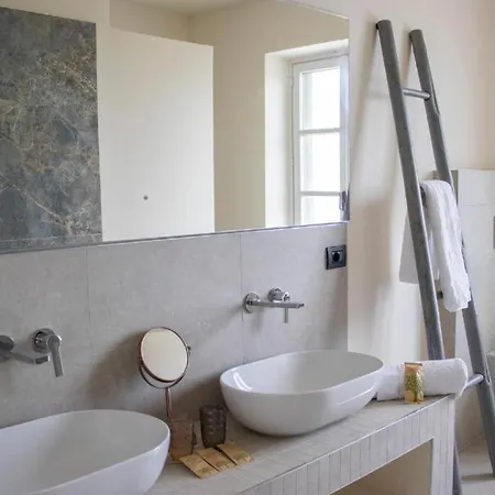 فيلة Splendid Magna With Pool And Park - Langhe Hills