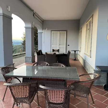 Splendid Magna With Pool And Park - Langhe Hills فيلة