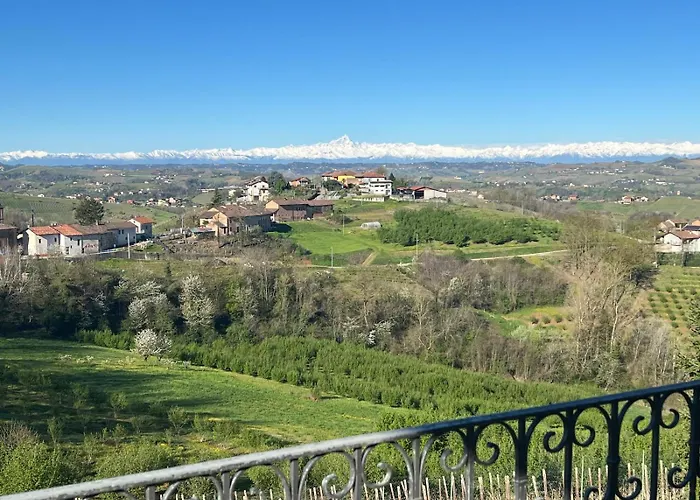 Vila Splendid Magna With Pool And Park - Langhe Hills *