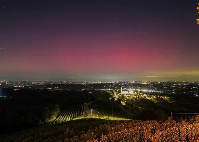 Splendid Magna With Pool And Park - Langhe Hills Vila *