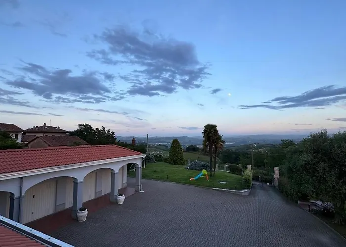 Vila Splendid Magna With Pool And Park - Langhe Hills *