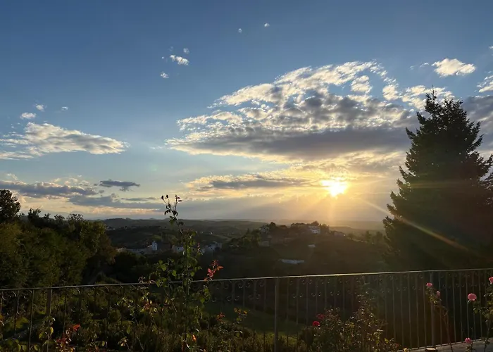 Splendid Magna With Pool And Park - Langhe Hills Vila